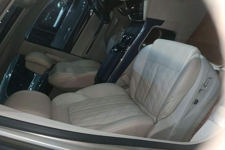 Used Buick GL8 2020 ES Land Cruiser 653T Comfort Edition