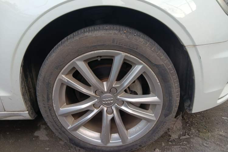 Used Audi A3 2014 Limousine 35 TFSI Automatic Comfort Model
