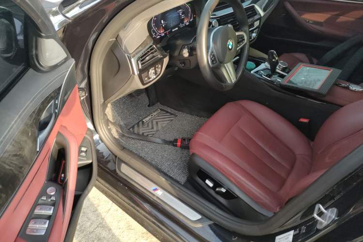 Used BMW 5 Series 2020 530Li Luxury Edition M Sport Package
