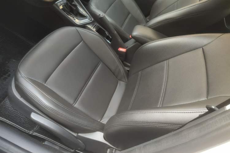 Used Volkswagen Lavida 2018 Classic 1.5L Automatic Fashion Edition China VI Standard
