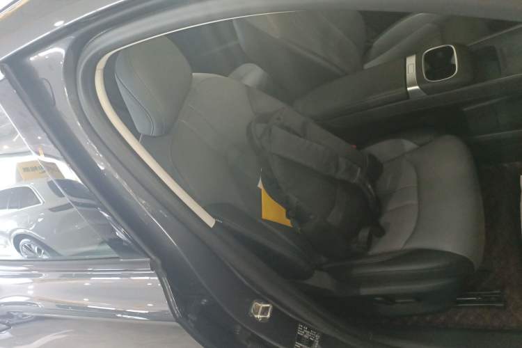 Used MG ES5 2025 525max Rear-Drive Intelligent Driving Version
