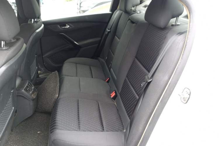 Used Peugeot 508 2015 2.0L Automatic Zhiyi Edition
