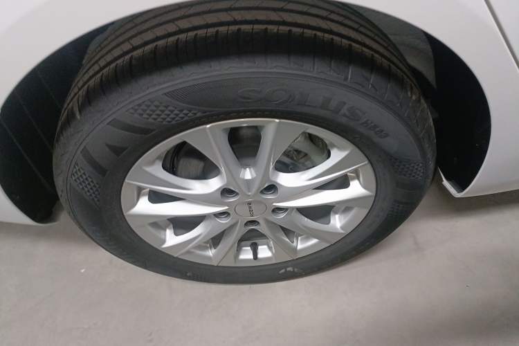 Used Roewe i5 2023 1.5L CVT Luxury Edition
