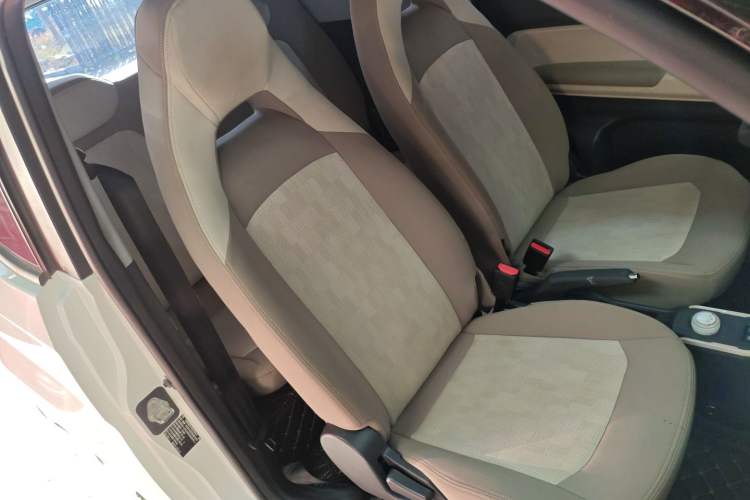 Used Chery QQ Ice Cream 2024 Edition Youth Version 205km Sundae