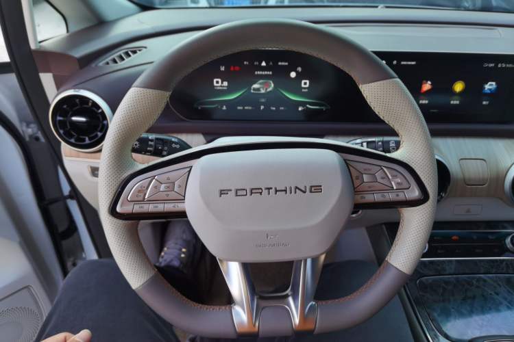 Used FORTHING Yacht 2022 1.5T DCT Chasing-the-Waves Edition
