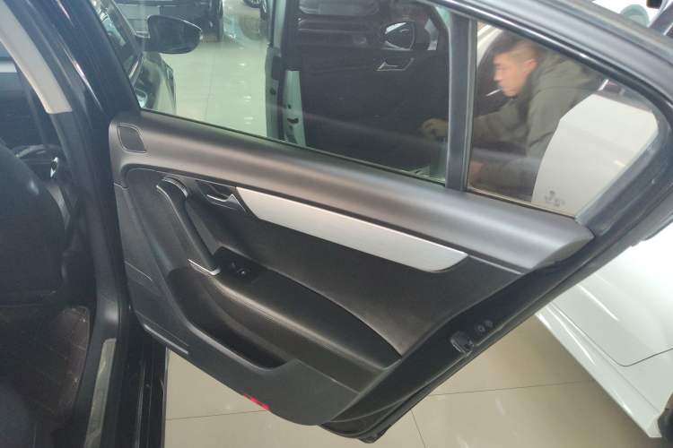 Used Volkswagen Magotan 2016 1.8TSI Smart Enjoyment Leading Model