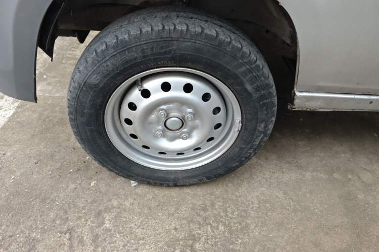 Used Wuling Zhiguang 2015 1.2L Practical LS-I Model