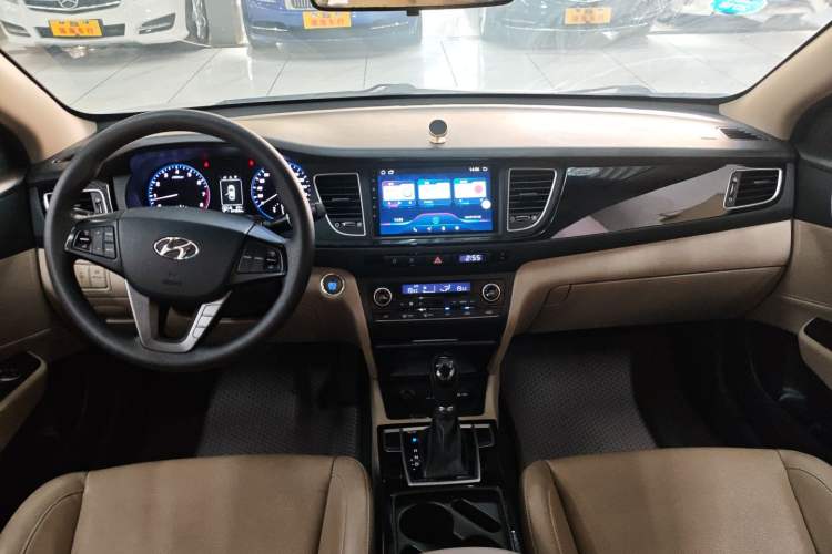 Used Hyundai Mistra 2014 1.8L Automatic Smart GLS
