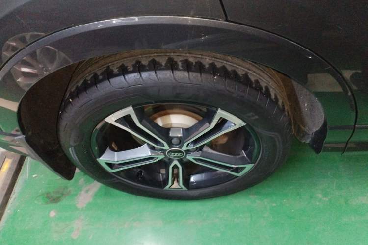 Used Audi Q3 2021 40 TFSI Fashion Dynamic Model
