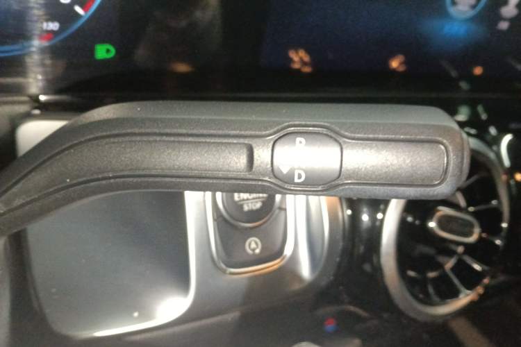 Used Mercedes-Benz GLB 2022 Second Facelift GLB 200 Dynamic Edition
