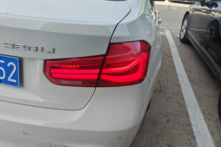 Used BMW 3 Series 2018 320Li Leading Model M Sport Package