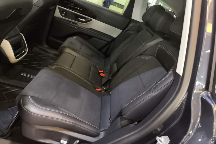 Used Lincoln Nautilus 2023 2.0T All-Wheel-Drive Zunrui Hybrid Version
