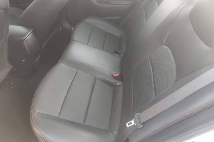 Used Kia K3 2015 1.6L Manual GL
