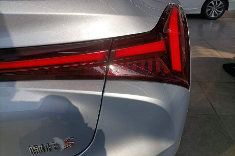 Used NETA S 2022 Extended-Range Version 1160 km Range Rear-Wheel-Drive Compact Edition
