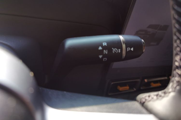 Used  V23 2025 401 Two-Wheel Drive Advanced Edition