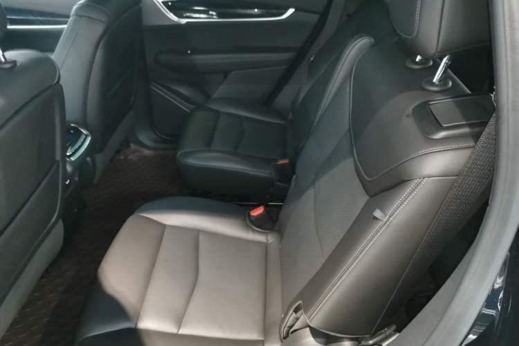 Used Cadillac XT6 2022 2.0T Six-Seater Four-Wheel Drive Luxury Version