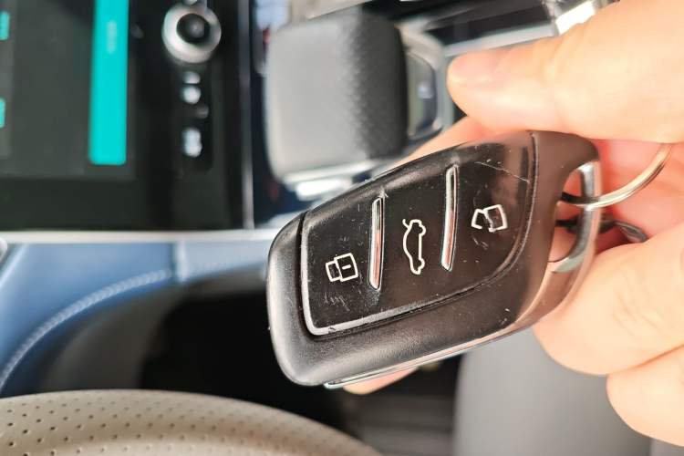 Used  ER6 2020 620 km Smart Edition