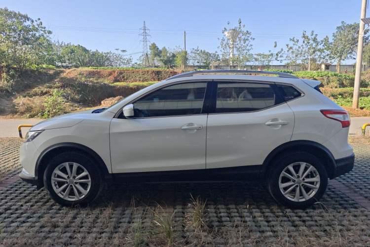 Used Nissan Qashqai 2016 2.0L CVT Elite Edition
