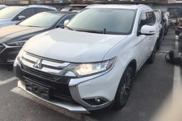 Used Mitsubishi Outlander 2016 2.4L 4x4 Elite Edition 5 Seats
