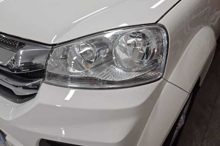 Used Great Wall Wingle 5 2023 2.4L Gasoline Two-Wheel-Drive Entry-Level Big Double
