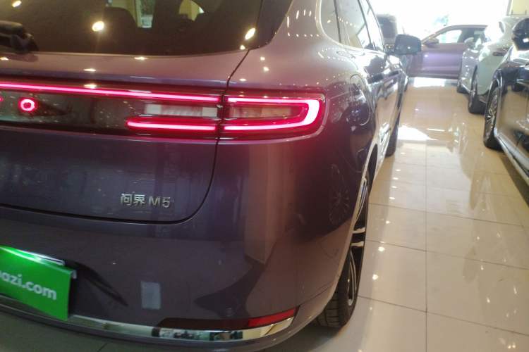 Used Hima AITO M5 2025 Extended-Range Ultra All-Wheel-Drive Version
