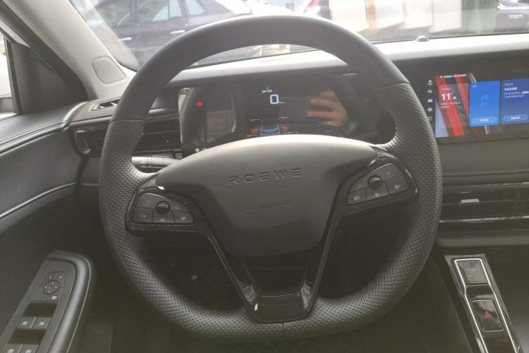 Used Roewe i5 2023 1.5L CVT Luxury Edition
