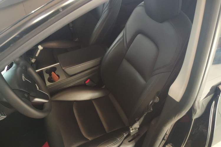 Used Tesla Model Y 2021 Standard Range Rear-Wheel Drive Version