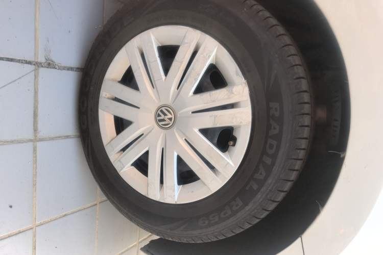 Used Volkswagen Polo 2016 1.4L Manual Fashion Model