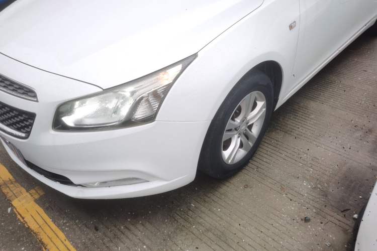 Used Chevrolet Cruze 2015 1.5L Classic SE AT
