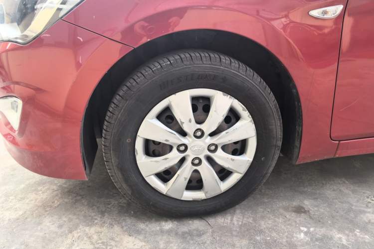 Used Hyundai Verna 2014 1.4L Manual Smart GLS Trim