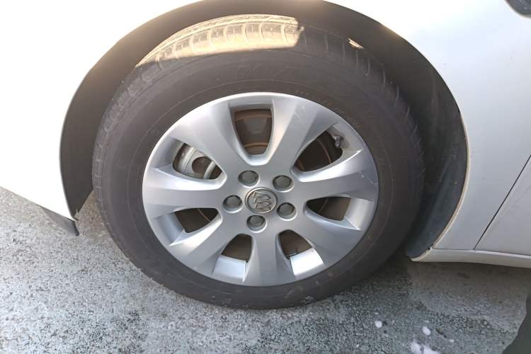 Used Buick Regal 2015 1.6T Leading Technology Model
