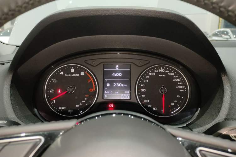 Used Audi Q2L 2021 35 TFSI Progressive Dynamic Edition
