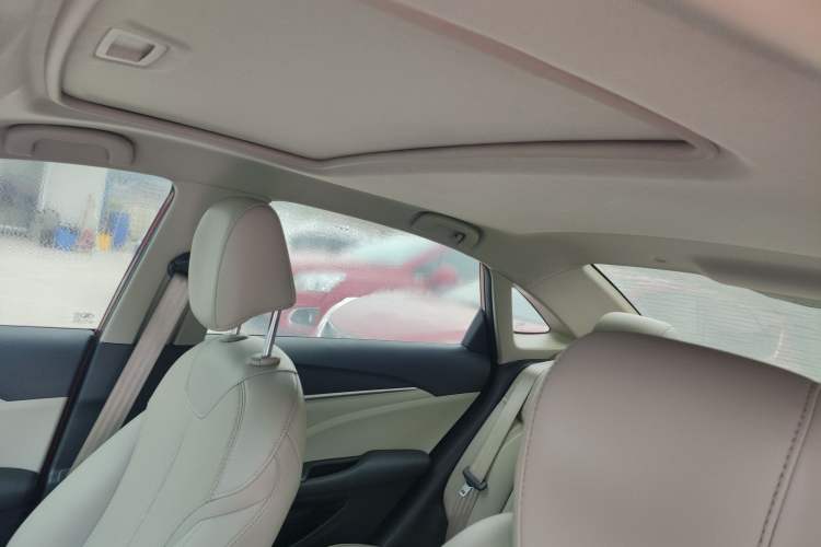 Used Buick GT 2017 15N Automatic Elite Version
