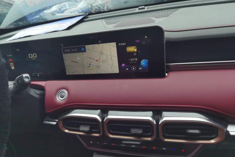 Used JETOUR X70 PLUS 2025 Champion Edition 1.5T DCT Champion MAX 7-Seater
