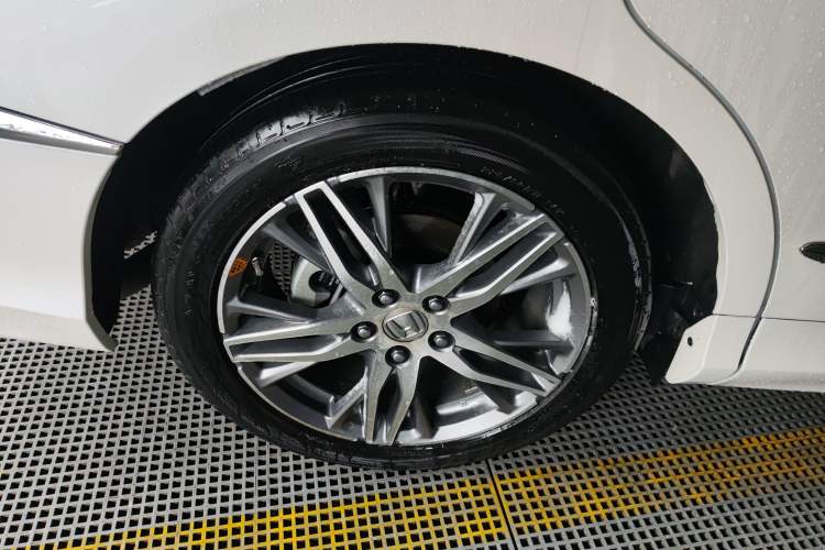 Used Honda Elysion 2019 2.0L Hybrid Supreme Edition
