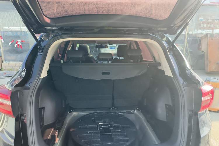 Used Dongfeng Aeolus AX7 2018 Classic 1.6T Automatic Prestige Model