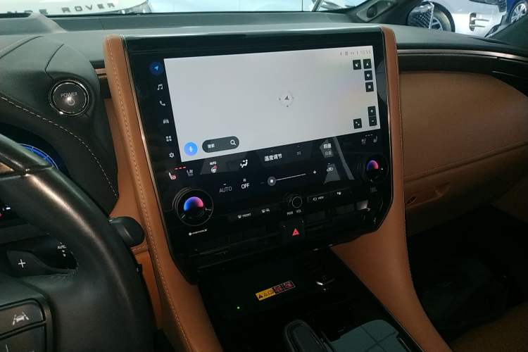 Used Toyota Vellfire 2024 Crown Dual-Engine 2.5L Supreme Executive Edition