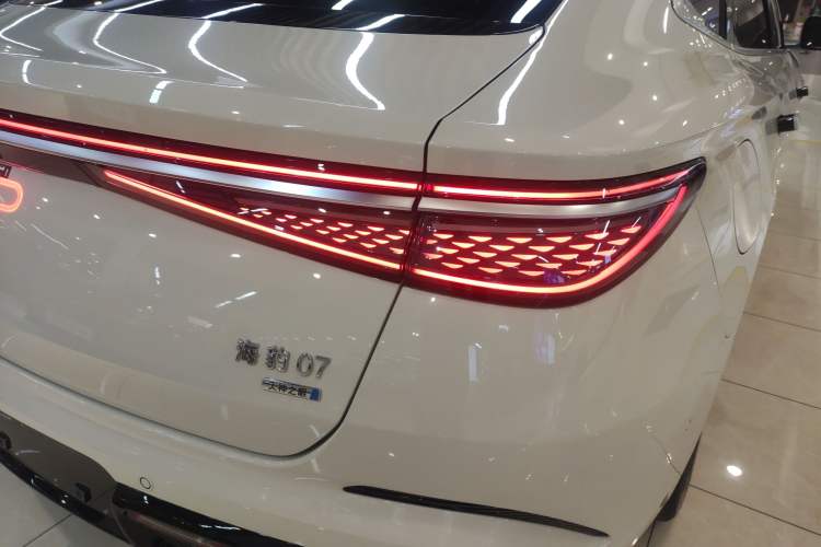 Used BYD Seal 07 DM-i 2025 Intelligent Driving Version DM-i 1.5L 125 km Prestige Edition
