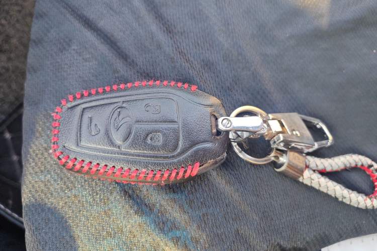 Used Soueast DX7 2015 1.5T Manual Luxury Model