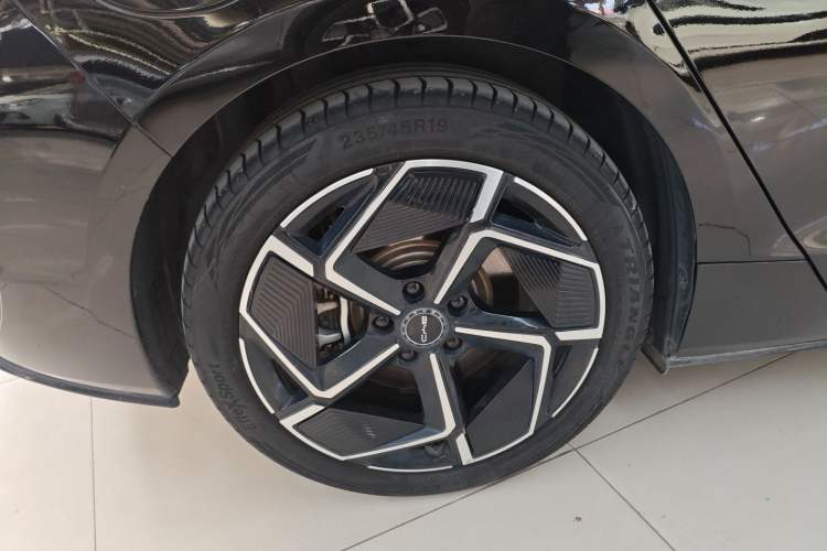 Used BYD Seal 2022 700 km Long-Range Rear-Wheel-Drive Version
