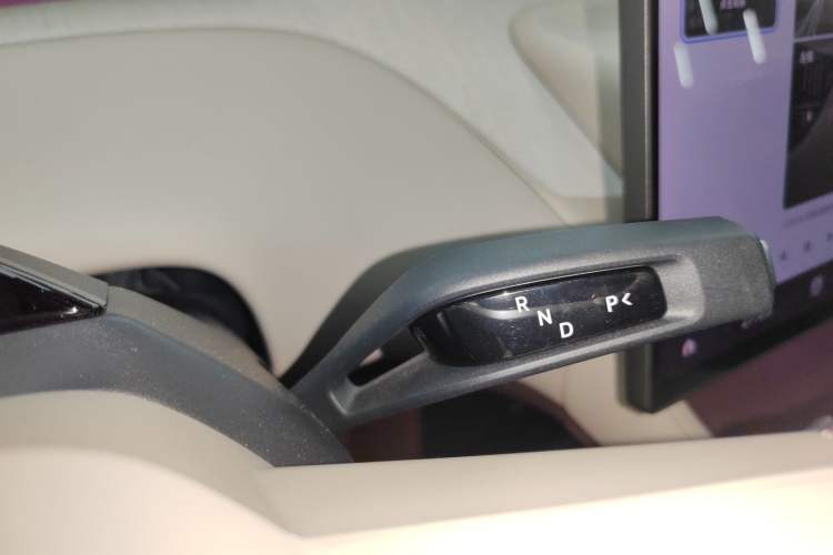 Used  YU7 2025 Ultra-Long Range All-Wheel Drive Pro Version
