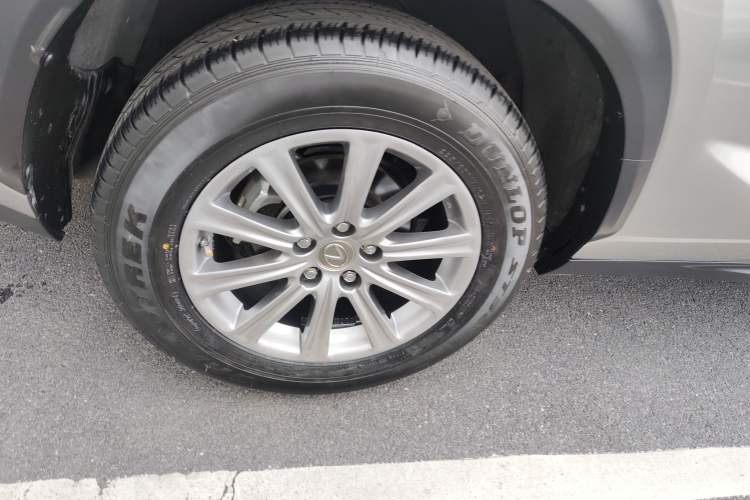 Used Lexus NX 2015 200 Front-Wheel Drive X-Trail SE Edition
