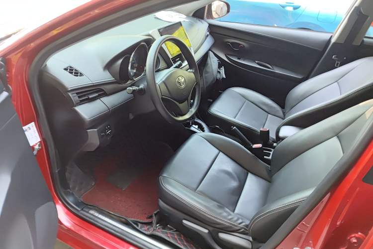 Used Toyota YARiS L 2016 Revised 1.5E CVT Charming Edition
