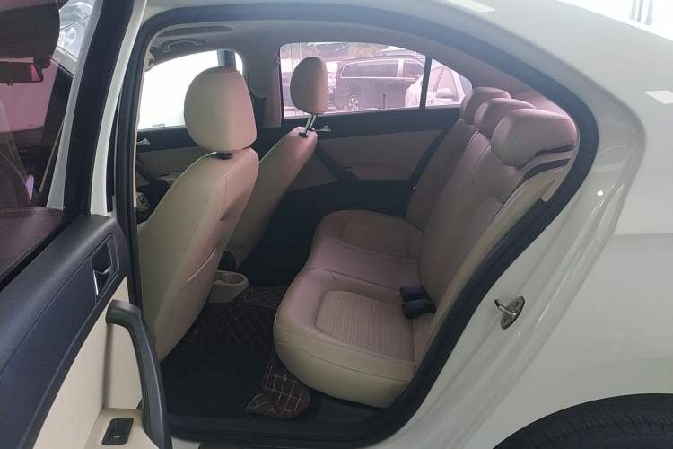 Used Skoda Rapid 2016 1.6L Manual Trend Edition
