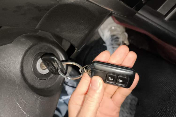 Used Toyota YARiS L 2021 X-Trail 1.5L CVT Leading Edition
