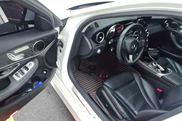 Used Mercedes-Benz C-Class 2017 Facelift C 200 L Sport Edition