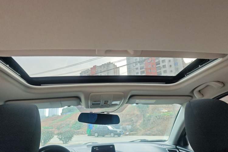 Used Mazda Mazda 3 Axela 2017 Sedan 1.5L Automatic Luxury Model Emission Standard China V
