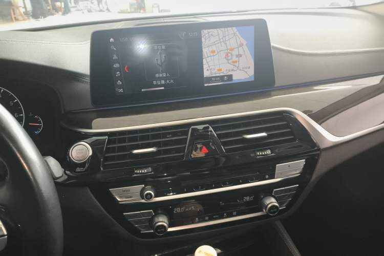 Used BMW 5 Series 2019 525Li Luxury Package
