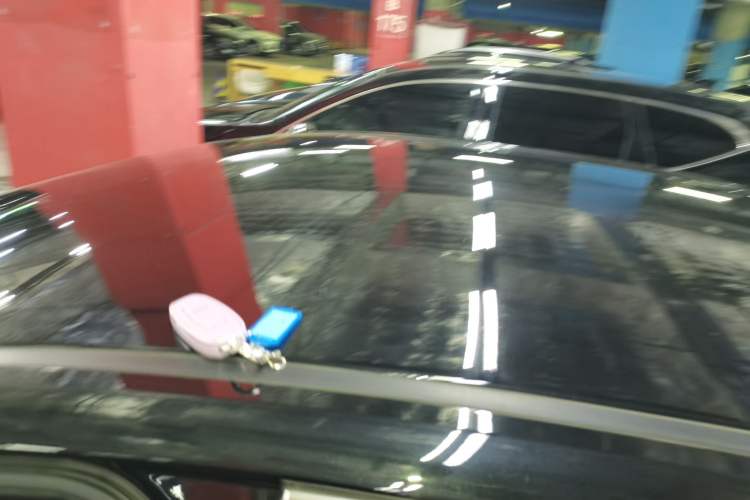 Used Hongqi E-QM5 2022 431 km Charge & Enjoy Edition
