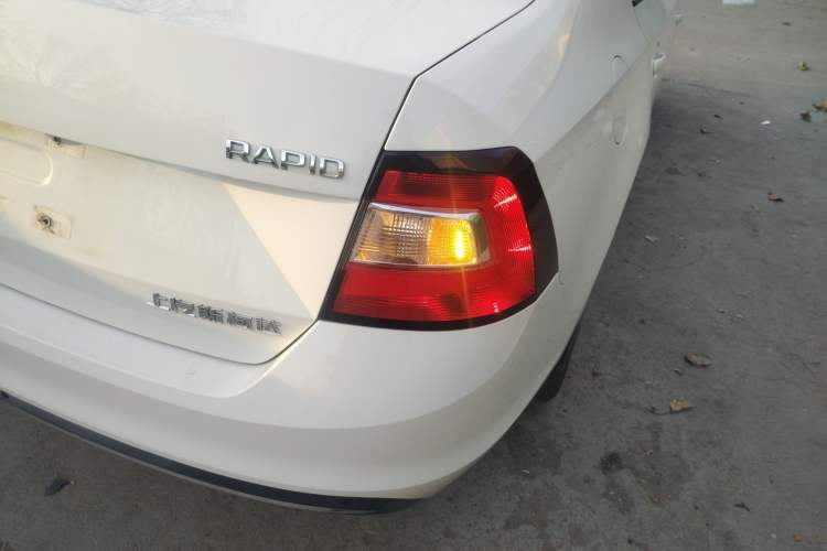 Used Skoda Rapid 2019 1.5L Manual Standard Edition
